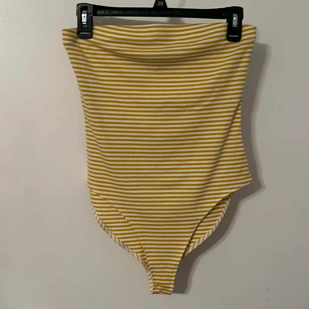 Strapless bodysuit